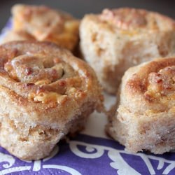 Cheddar Garlic Rolls