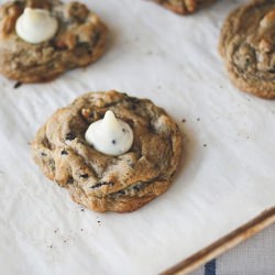 Cookies & Cream Kiss Cookies