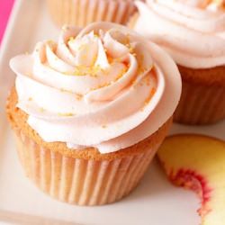 Peach Bellini Cupcakes