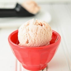 Strawberry Lemonade Ice Cream