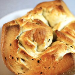 Bloomin’ Herb Bread