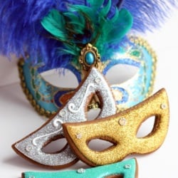 Mardi Gras Mask Cookies