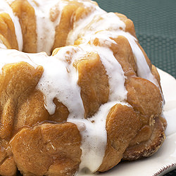 Fluffernutter Monkey Bread