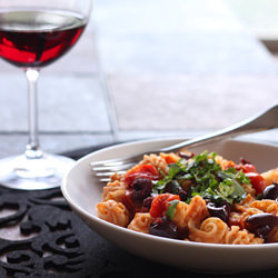 Mediterranean Pasta with Hummus
