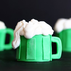 Beer Mug Cupcakes