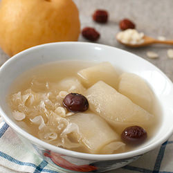 Snow Pear with Pork Ribs Soup