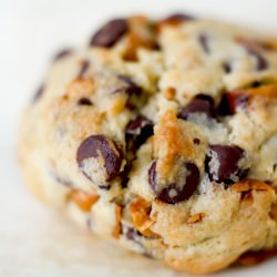 Chocolate Chip Hazelnut Cookies