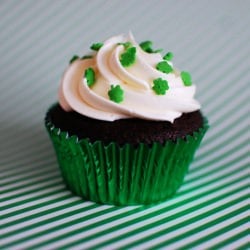 Pot of Gold Cupcakes for St Patrick