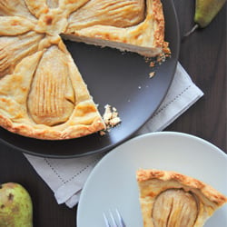 Tart with Caramelized Pears
