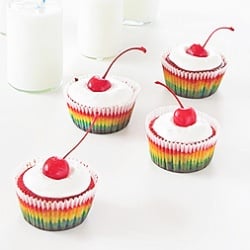 Mini Rainbow Cheesecakes