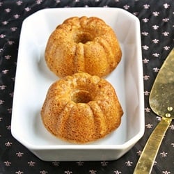 Vegan Cashew Cake