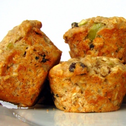 Fruit & Oatmeal Breakfast Muffins