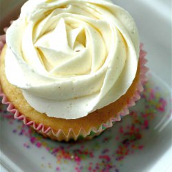 Vanilla Almond Cupcakes
