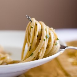 Linguine with Melted Onions