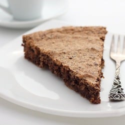Chocolate & Almond Cake