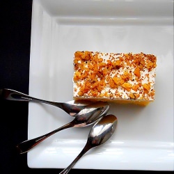 Ekmek with Pineapple Cream
