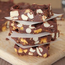 Sweet and Salty Crunch Bars