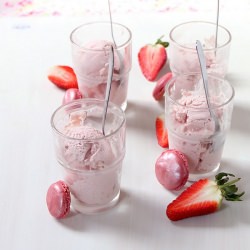 Strawberry Cheesecake Ice Cream
