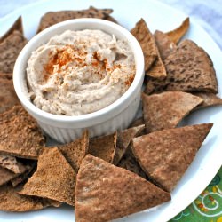 White Bean Dip & Pita Chips