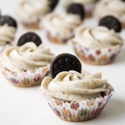 Oreo Mini Cupcakes