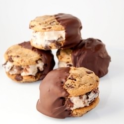 Triple Chocolate Chip Cookie Dough