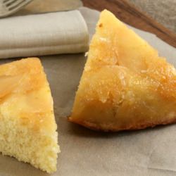 Caramelized Apple Skillet Cake