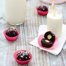 Creme Filled Brownie Bites