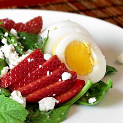 Spinach and Strawberry Salad