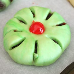 Pandan Flavor Red Bean Buns