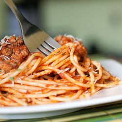 Classic Spaghetti & Meatballs