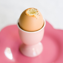 Easter Cupcakes in Eggs