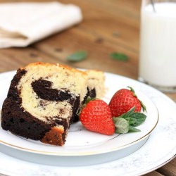 Chocolate Vanilla Marble Cake