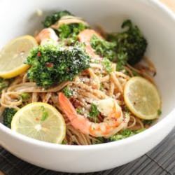 Lemon Pasta with Shrimp and Broccoli