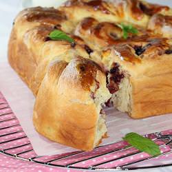 Pumped Snail with Jam and Cranberries