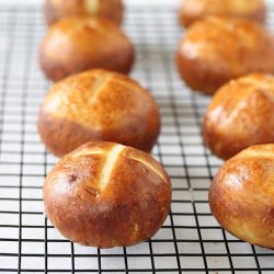 Pretzel Rolls