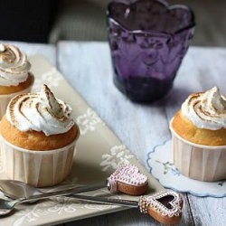 Lemon Meringue Cupcakes