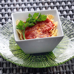 Tomato Sauce w/ Onion & Butter