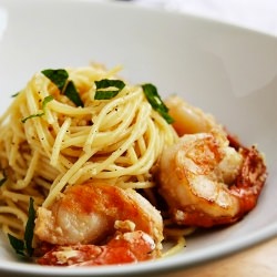 Garlic Noodles with Prawns