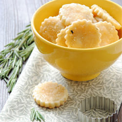 Cookies with Rosemary and Honey