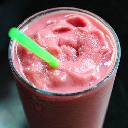 Rhubarb Strawberry Smoothie