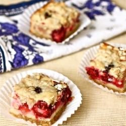 Blackberry Oatmeal Pie Bars