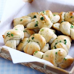 Garlic Knots