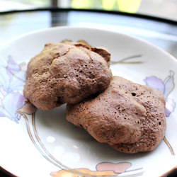 Airy Dark Chocolate Meringues