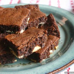White Chocolate Gingerbread Blondie