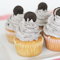 Cookies and Cream Cupcakes