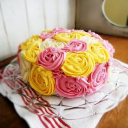 Buttercream Roses Cake