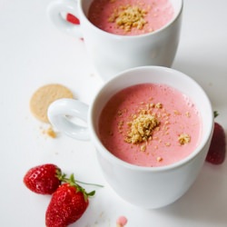 Strawberry “Cheesecake” Smoothie