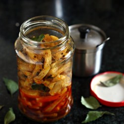 Mooli Ka Achaar (Pickled Radish)