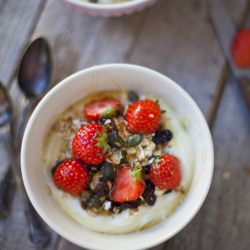 Strawberries w/ Granola