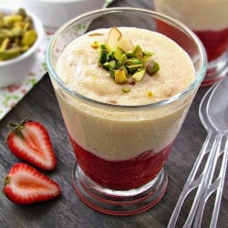 Strawberry Phirni